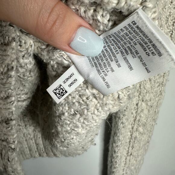 American Eagle Women's‎ Speckled Cropped Fisherman Cardigan Sweater Size L - Picture 6 of 8